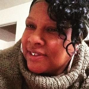 Meet your Posher, Alma